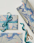 Papier d'emballage Blue Marble Wanderlust Paper Co - Ex - voto