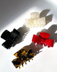 Pince Boucle Classique Solar Eclipse (2 options disponibles) - Ex - voto
