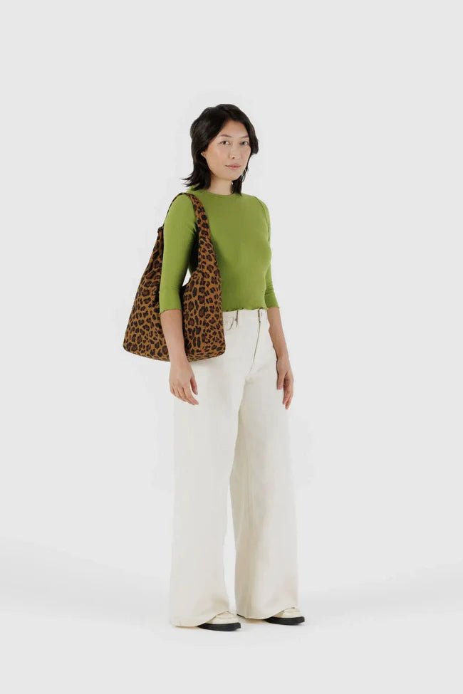【美品】ワコマリア　LEOPARD NYLON SHOULDER POUCH LEOPARD NYLON SHOULDER POUCH【BEIGE】｜WACKO MARIA｜MELTING