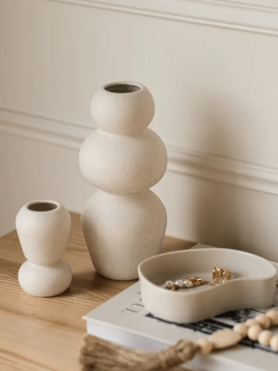 Small Speckled Stone Vase – Ex-voto