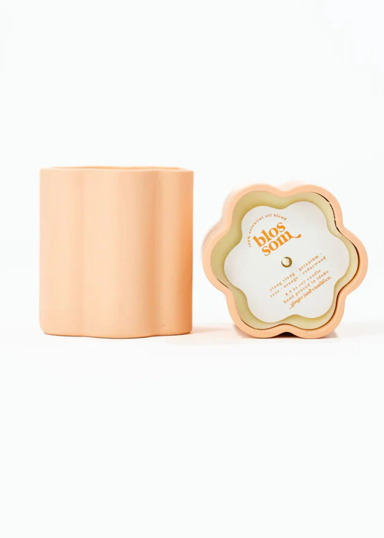 Ginger June Daisy Ceramic Candle (3 Options Available)