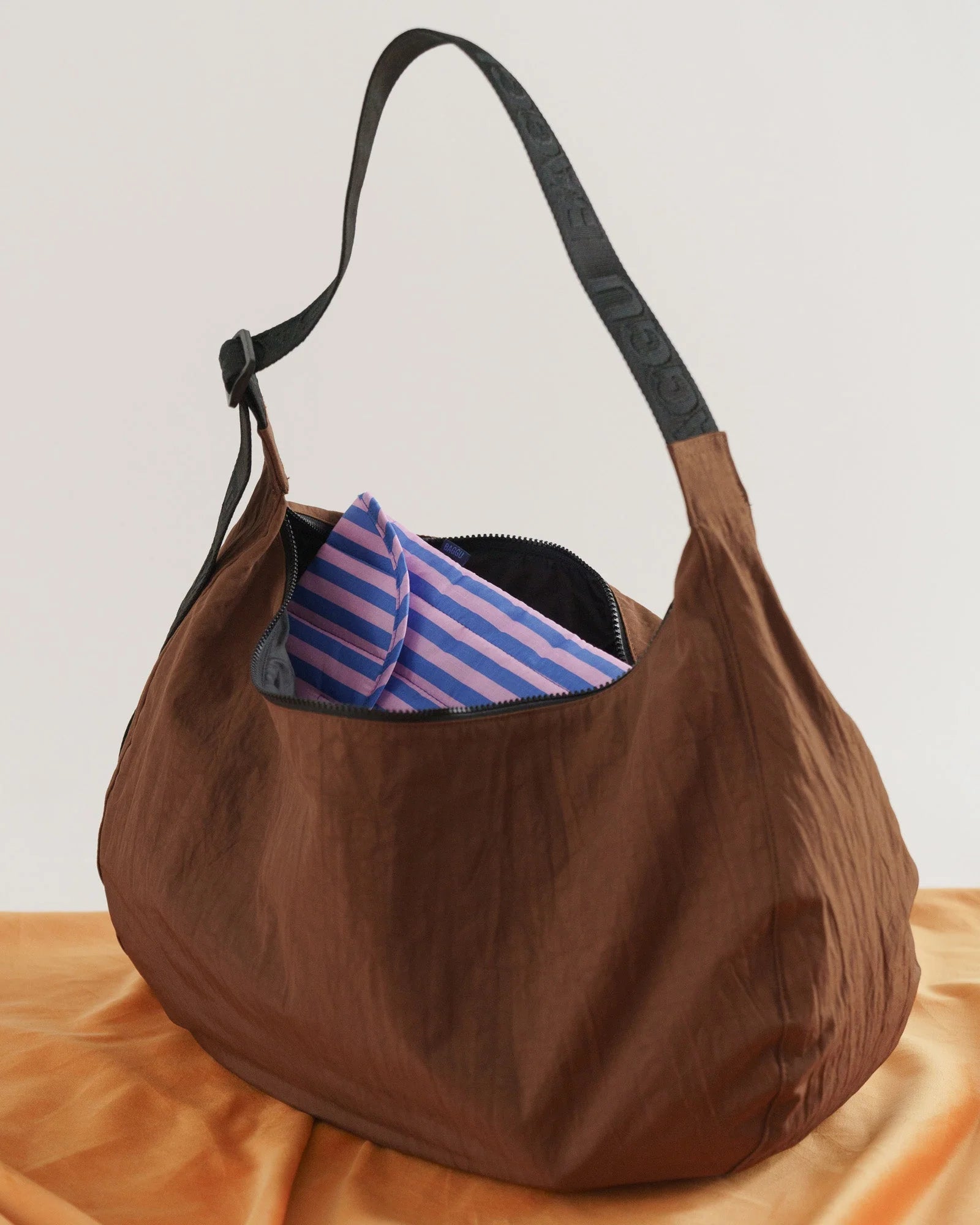 Sac Croissant Large FW23 Baggu