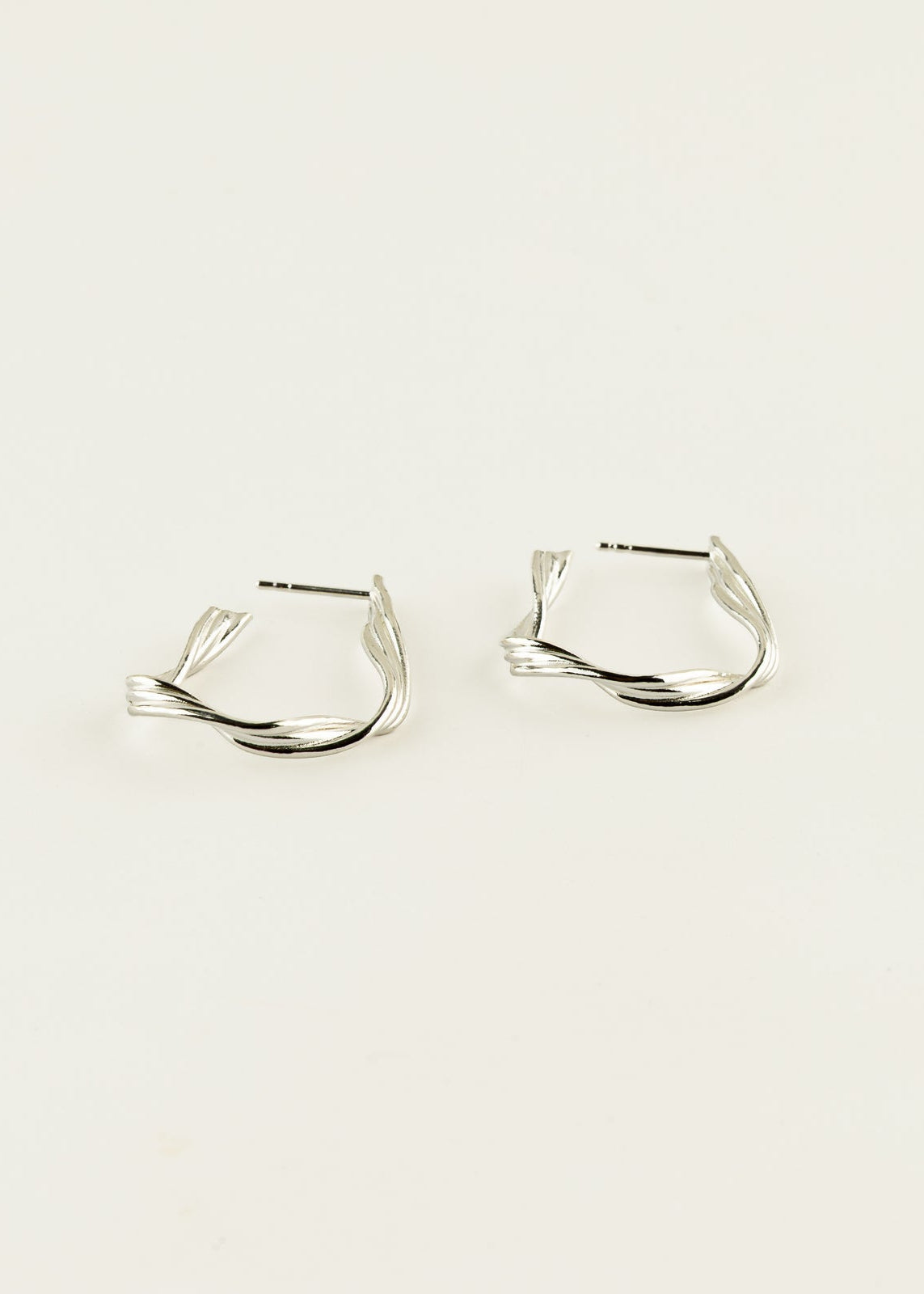 Sarah Bijoux Large Silver-Plated Hoop Earrings