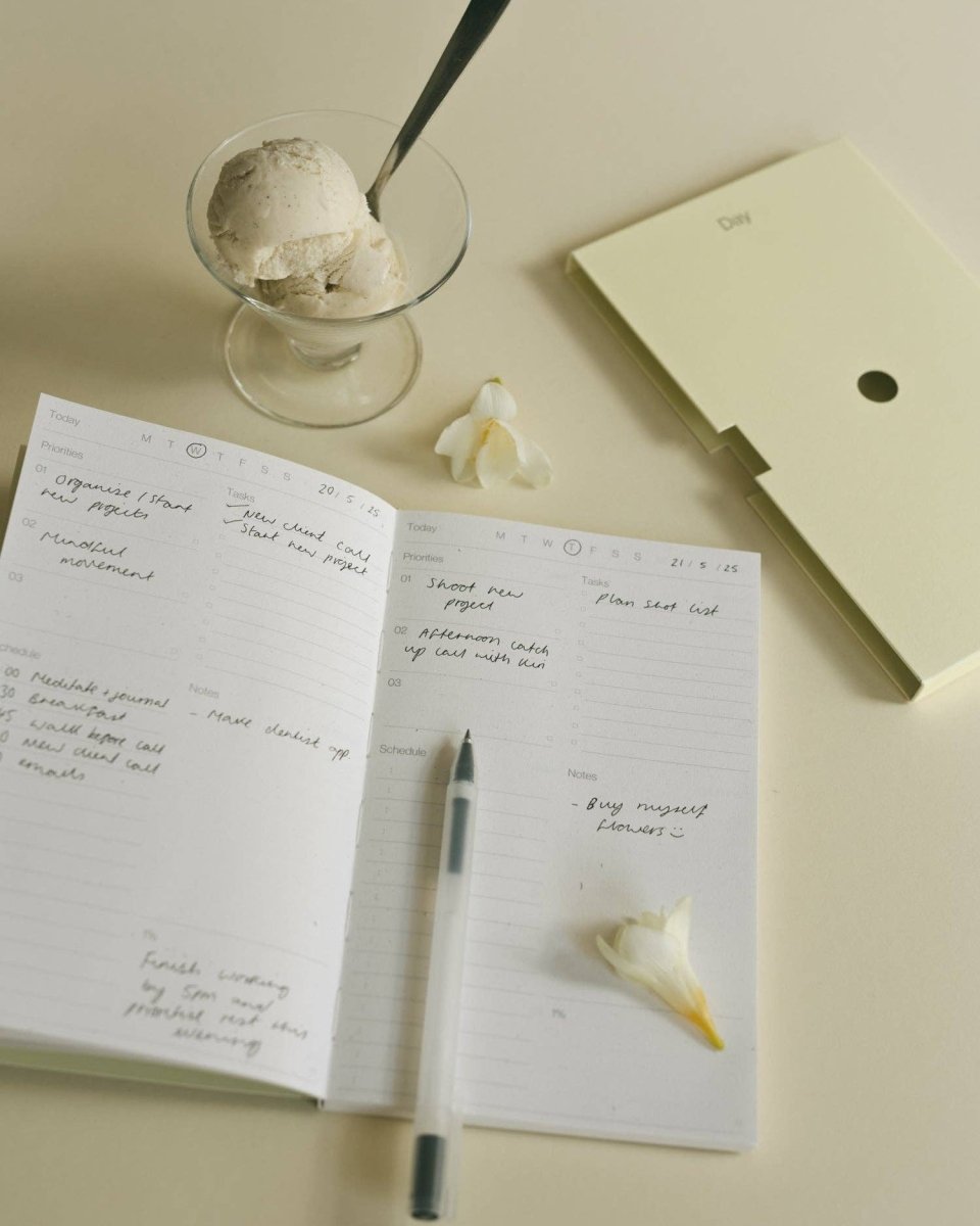 Agenda Quotidien Jaune Wilde House Paper - Ex - voto