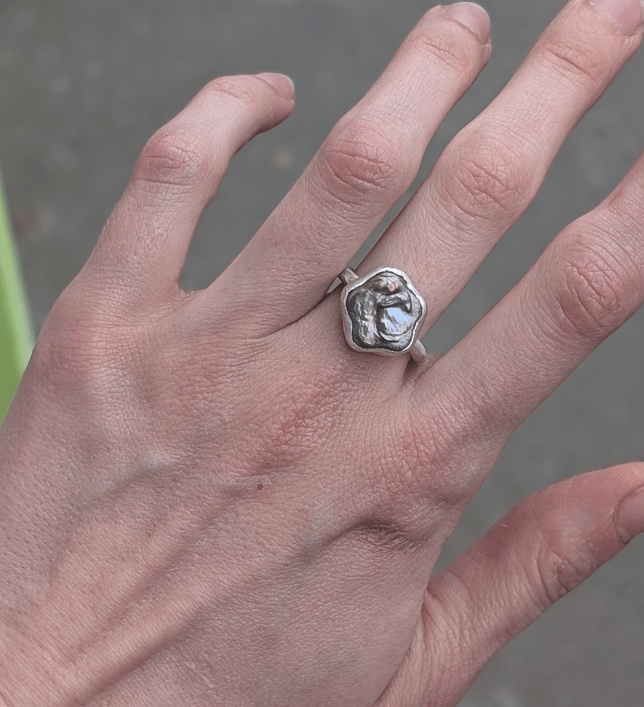Bague Flos Margarita Noire Melrai - Ex-voto