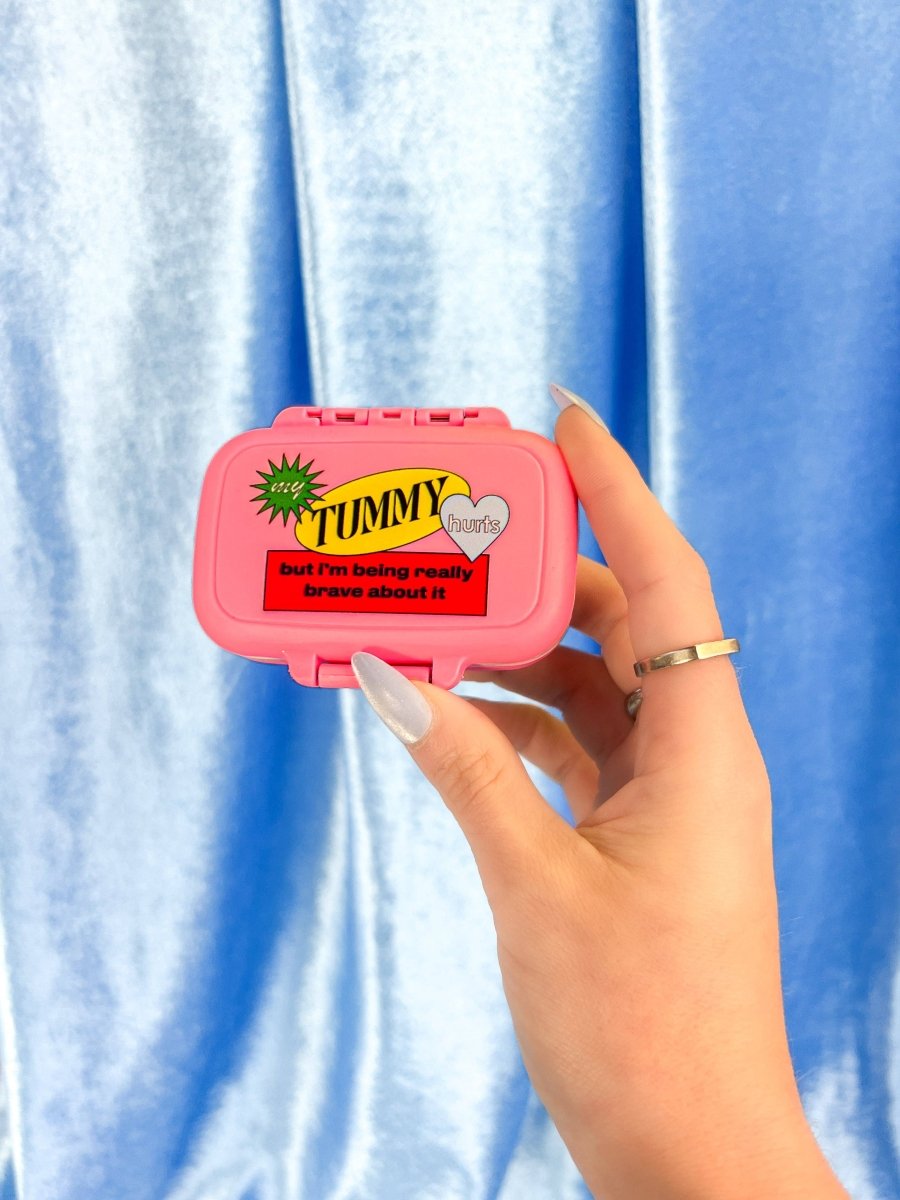 Boîte pour comprimés My Tummy Hurts Pill A Shop of Things - Ex - voto