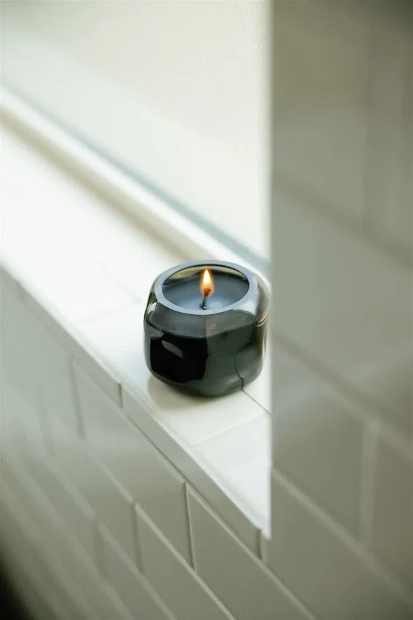 Bougie Basalt Paddywax Noir: Palo Santo - Ex - voto