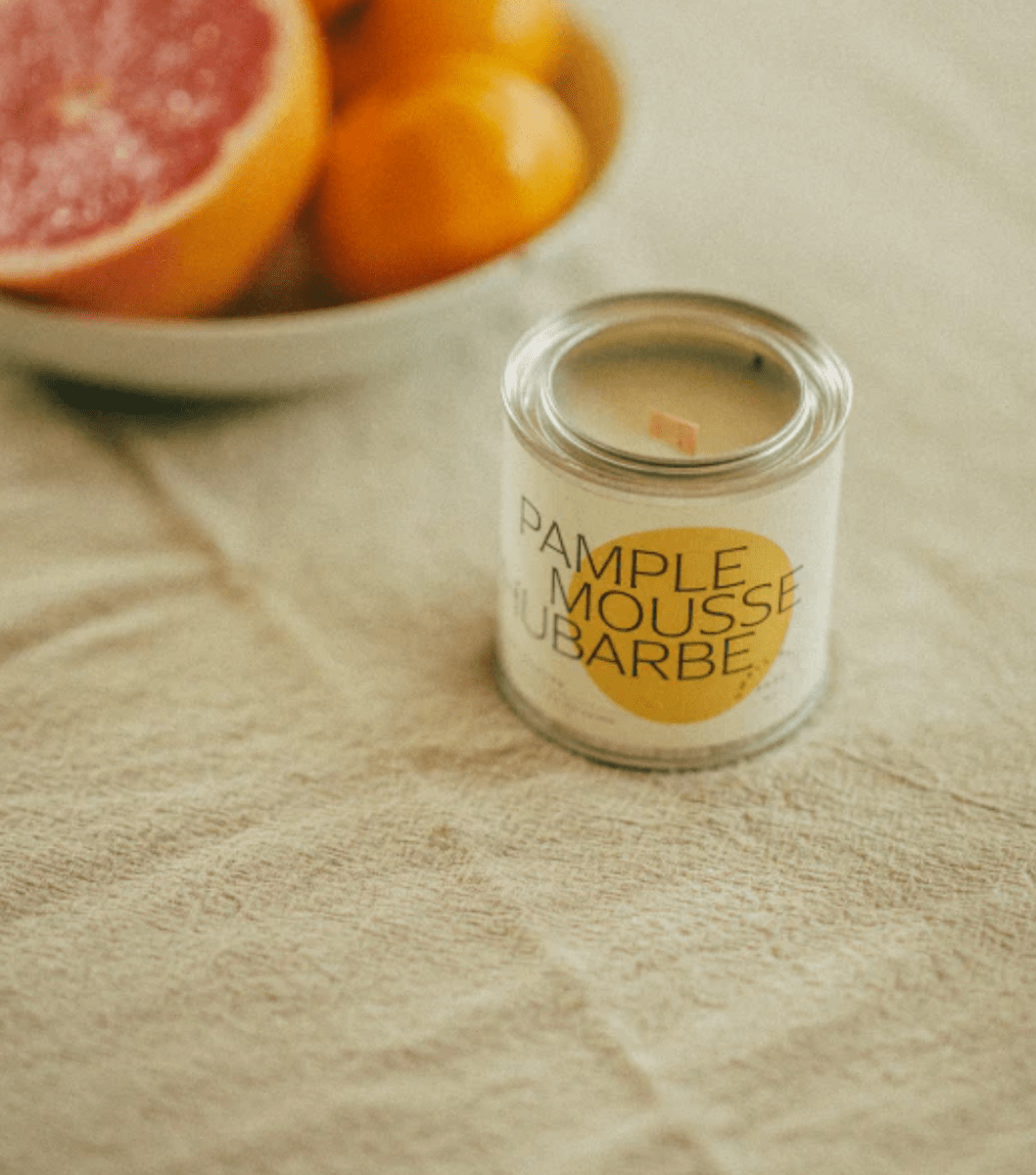 Bougie Pamplemousse Rhubarbe 8oz Dimanche Matin - Ex-voto