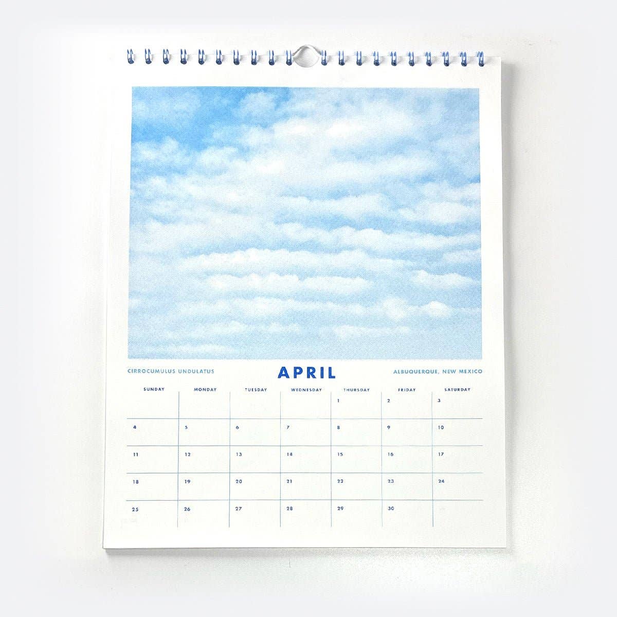 Calendrier Riso Nuages 2027 Next Chapter Studio - Ex-voto