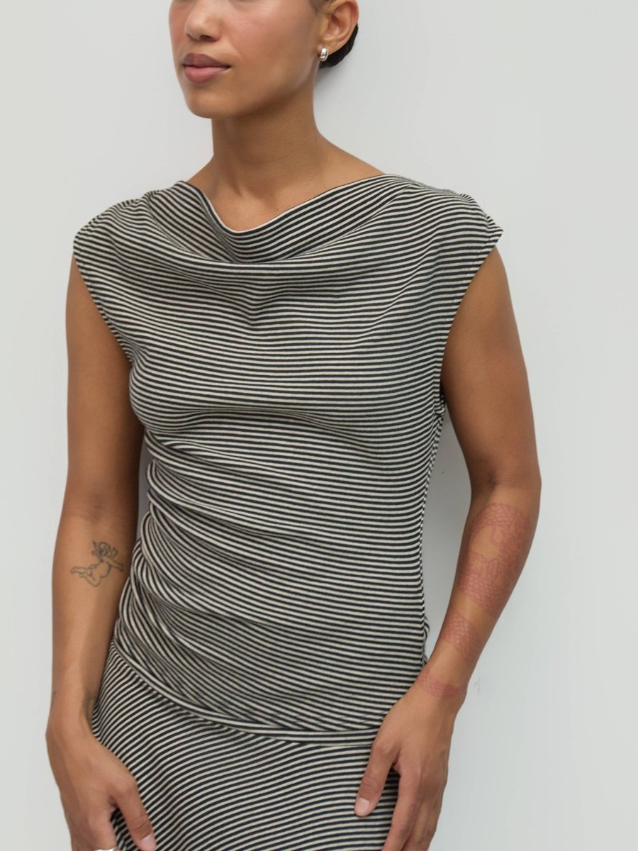 Camisole Rayée Rumi Noire et Beige Mod Ref - Ex - voto