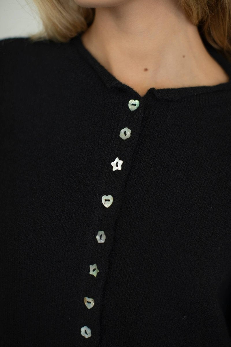 Cardigan Piper Noir Boutons Dépareillés Things Between - Ex - voto