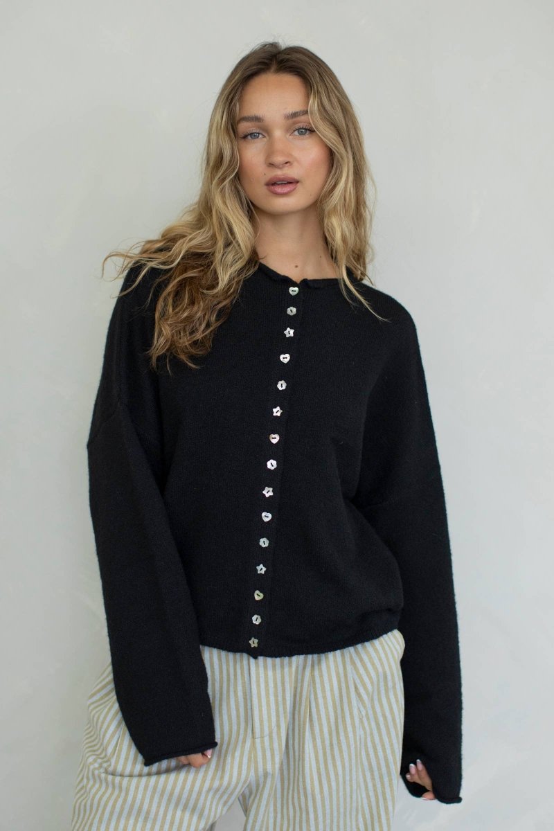 Cardigan Piper Noir Boutons Dépareillés Things Between - Ex - voto