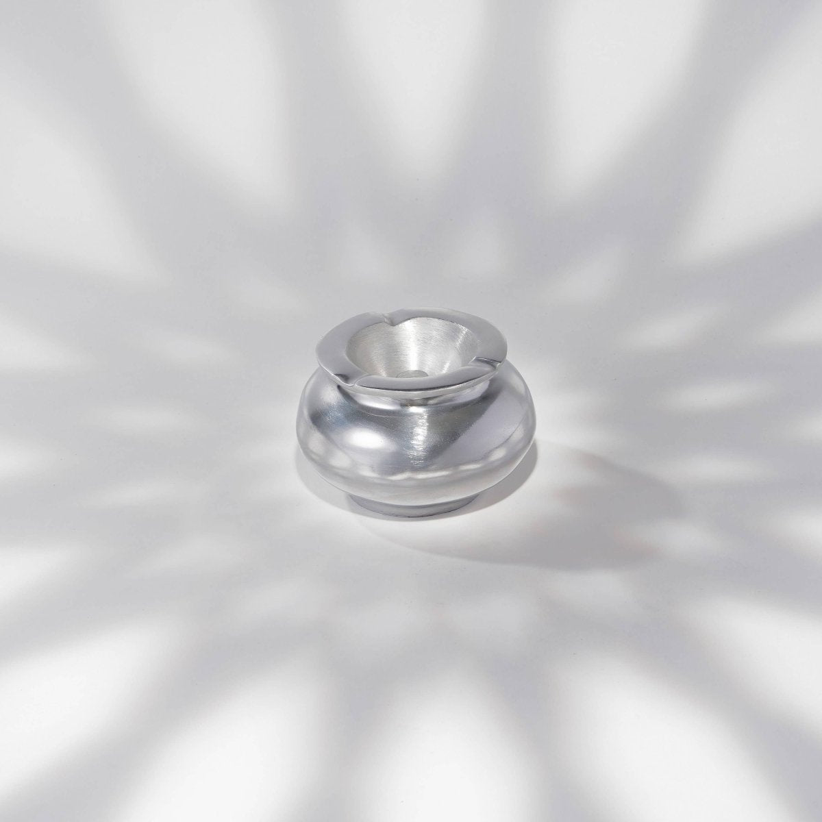 Cendrier Marocain Aluminum Chrome avec Couvercle Yemma - Ex-voto