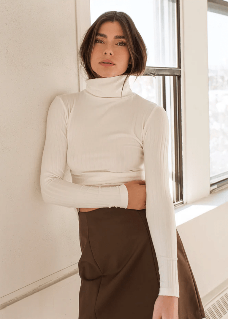 Chandail Col Roulé Chloé Dailystory Crème SOLDE - Vente Finale - Ex - voto