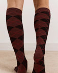 Chaussettes Genoux Choc Argyle Damson Madder - Ex-voto