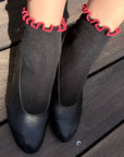 Chaussettes Ruffled Modal Le Bon Shoppe Noir et Rouge - Ex - voto