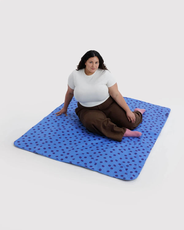Couverture Pique-Nique Puffy Baggu Blue Polka Dot - Ex-voto