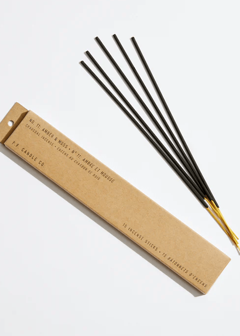 Encens Pf Candle Co. Amber & Moss - Ex - voto