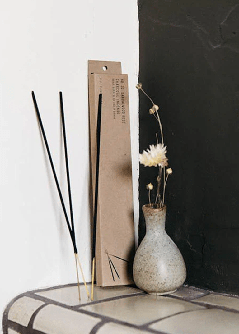 Encens Pf Candle Co. Sandalwood Rose - Ex - voto