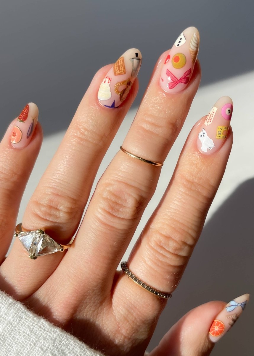 Feuille d'Autocollants pour ongles Deco Beauty x MARTINA'S TINY STORE - Ex - voto