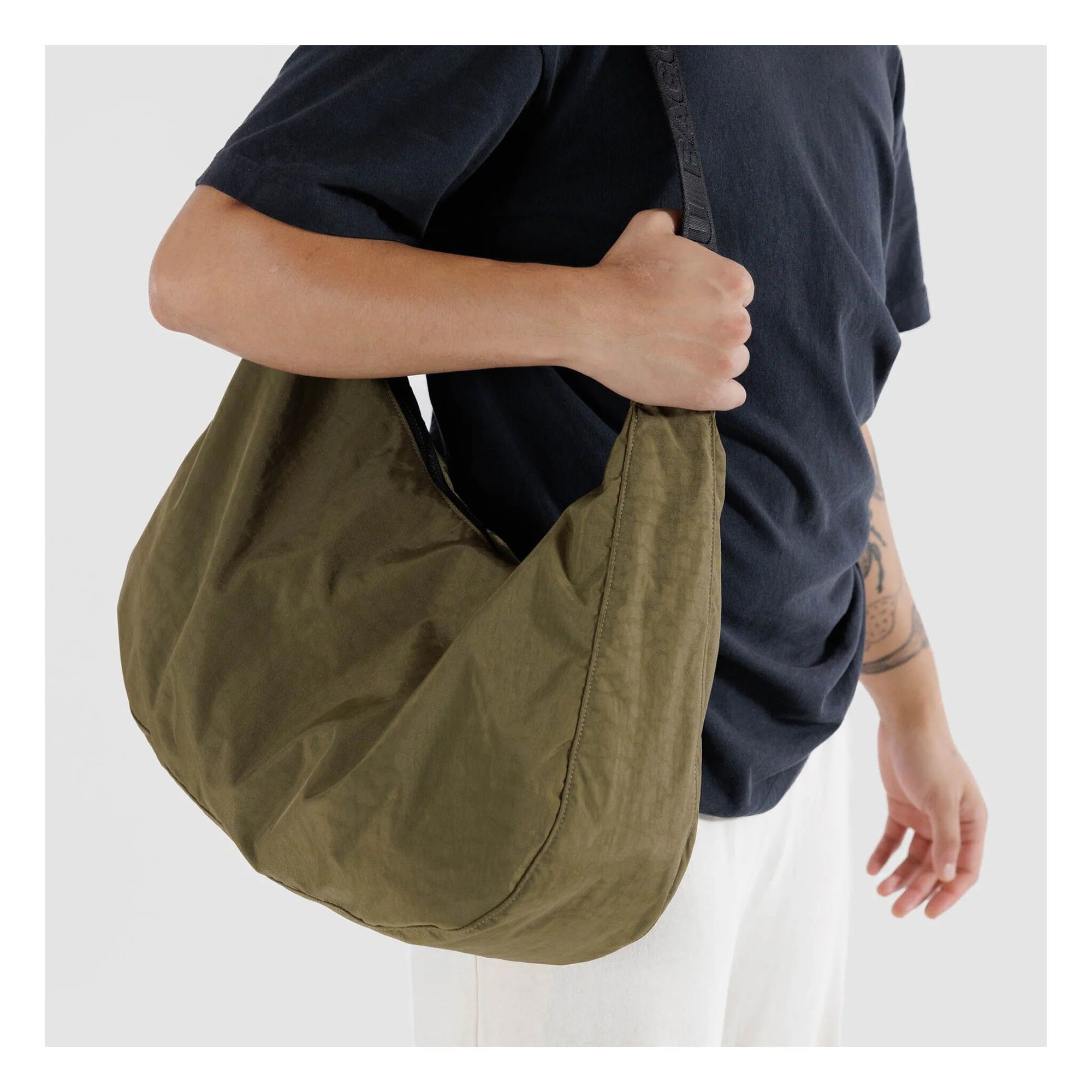 Sac Croissant Large Baggu SP24 (Plusieurs couleurs disponibles)