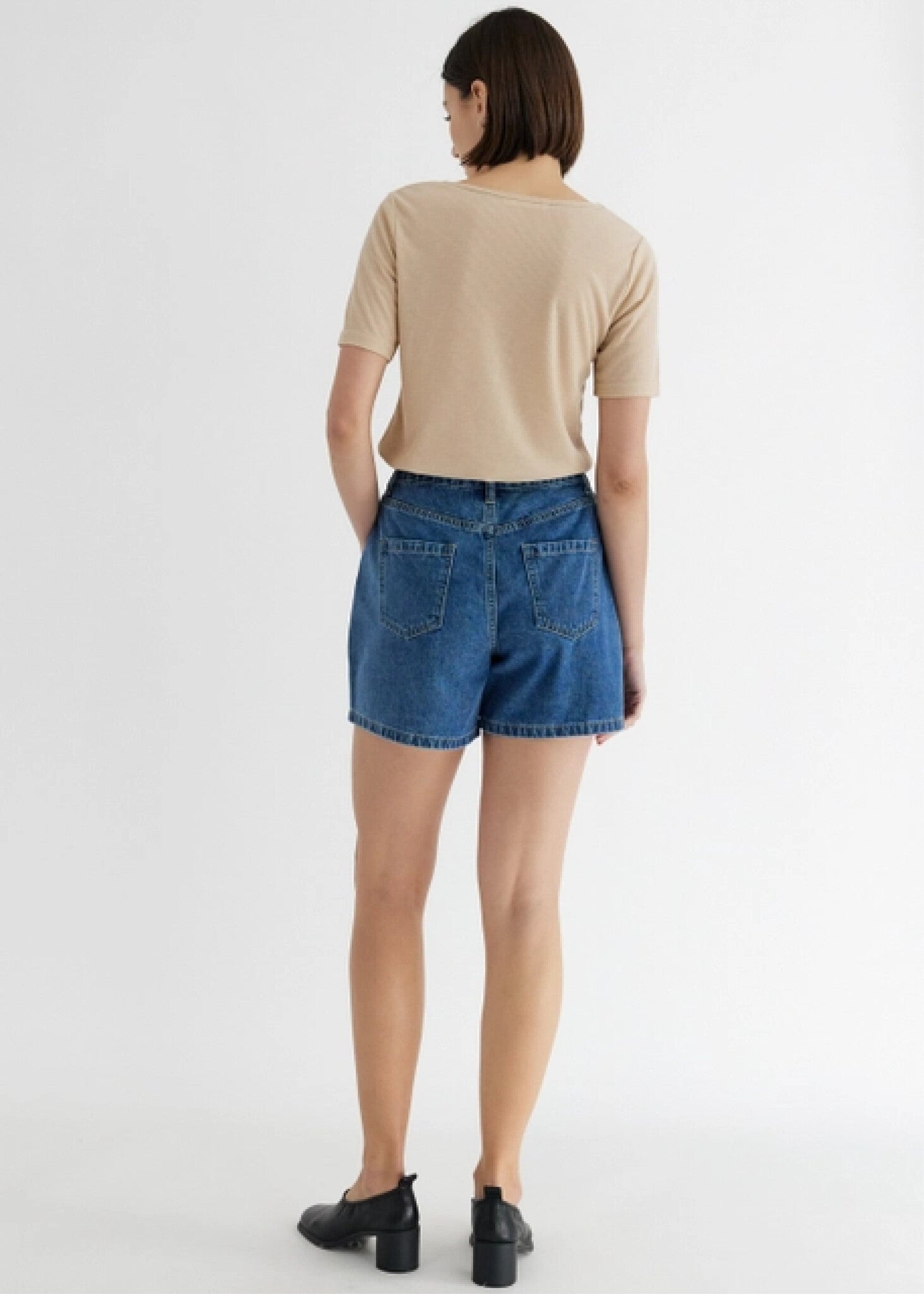 Short Naomi Mod Ref (Denim bleu ou noir)  SOLDE - Vente Finale