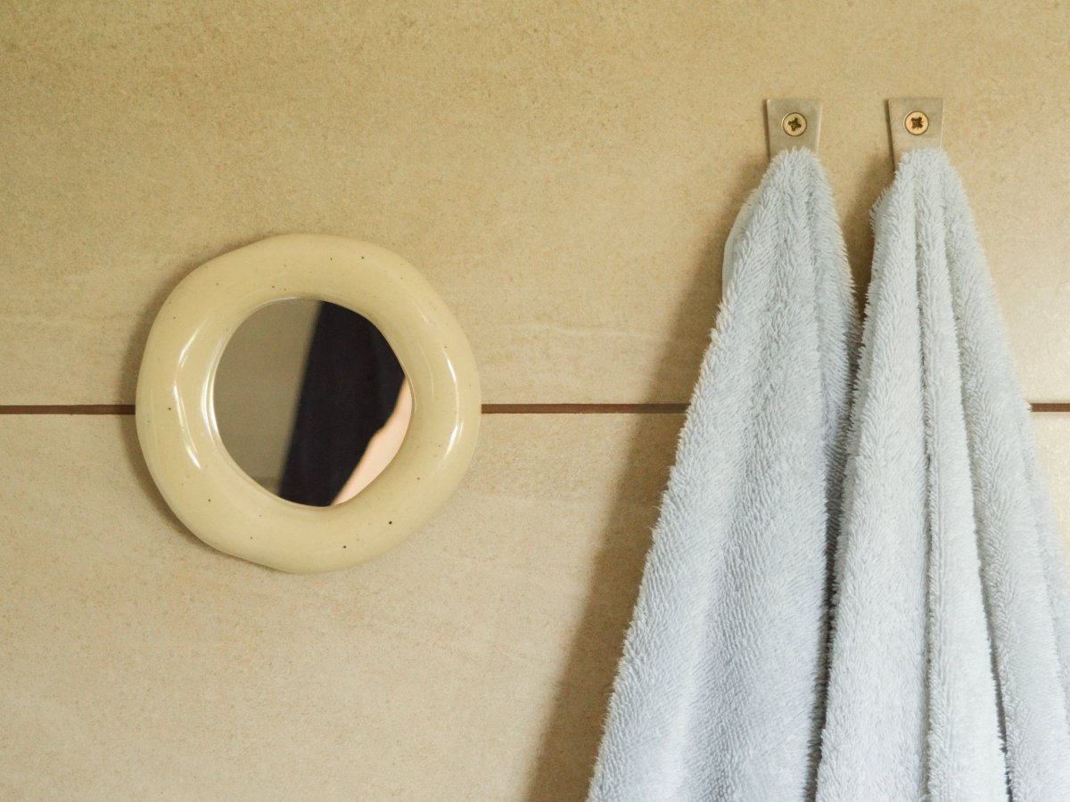 Miroir Blob Mirror Beige JT Parker - Ex-voto