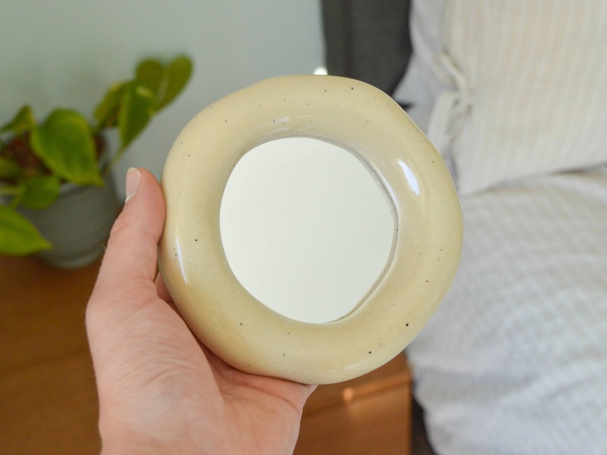 Miroir Blob Mirror Beige JT Parker - Ex-voto