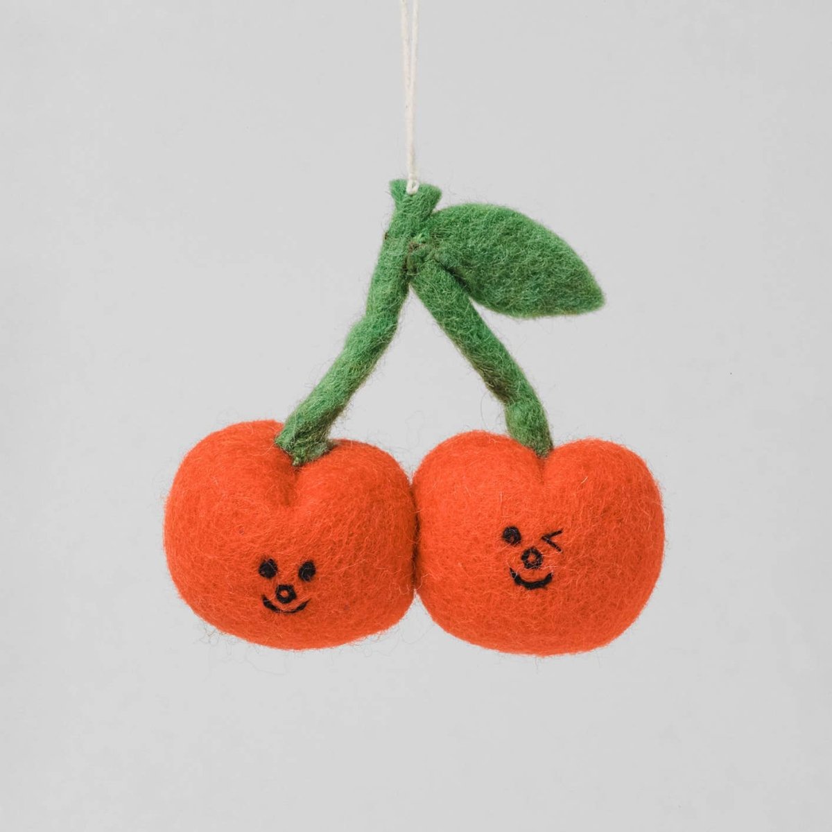 Ornement en Feutre Cerises Wrap - Ex-voto