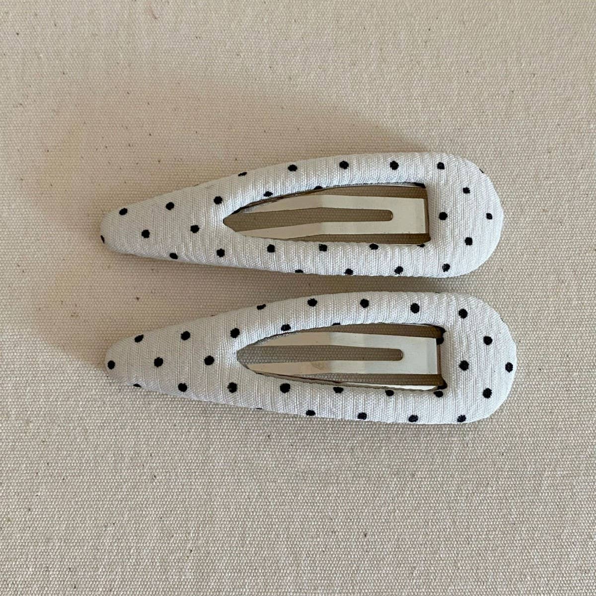 Paire de Barrettes Crèmes à Pois Accity - Ex-voto