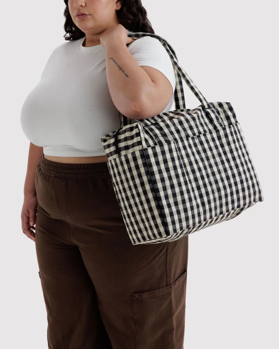 Petit Sac Nuage Carry-on Baggu Gingham Noir et Crème - Ex-voto