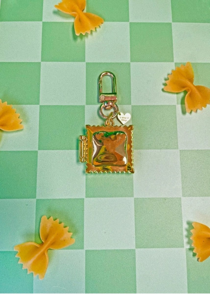 Porte - Clés Ravioli A Shop of Things - Ex - voto