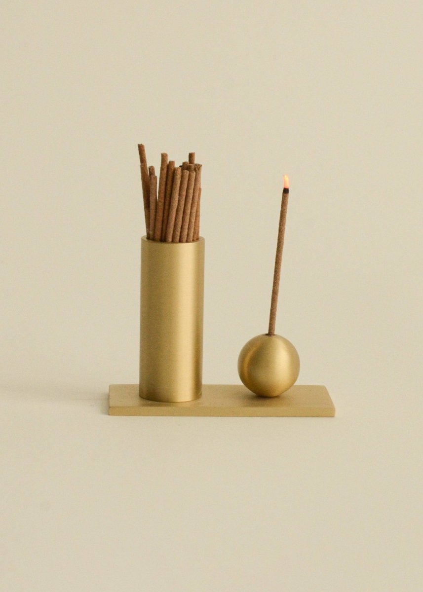 Porte - Encens Cylindre & Sphère Cedar and Myrrh - Ex - voto