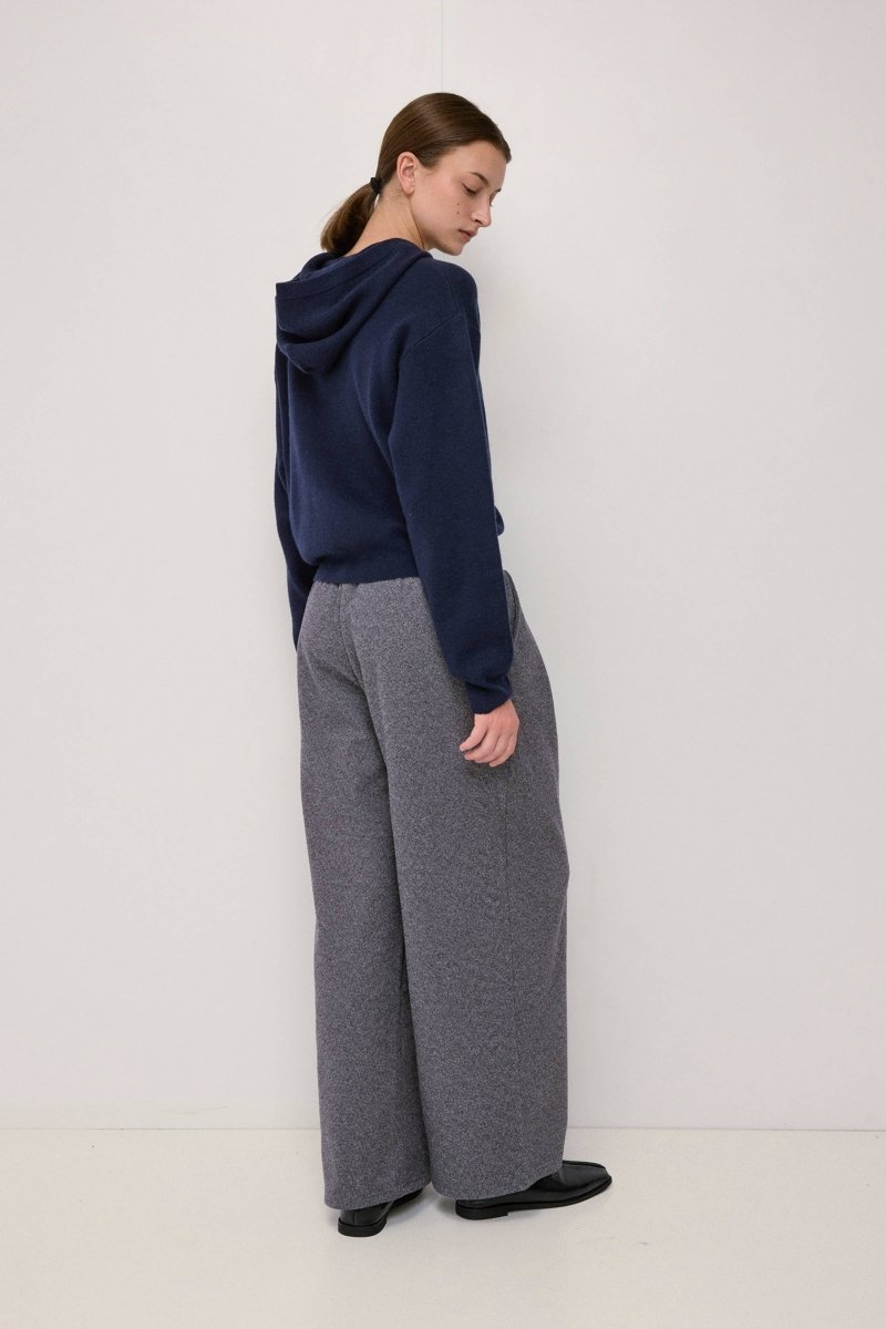 Pull à Capuchon Boutonné Grace Bleu Marin All Row - Ex-voto