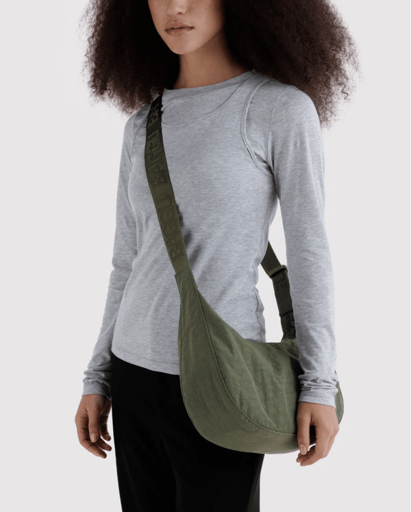 Sac Croissant Medium Baggu Caper - Ex-voto