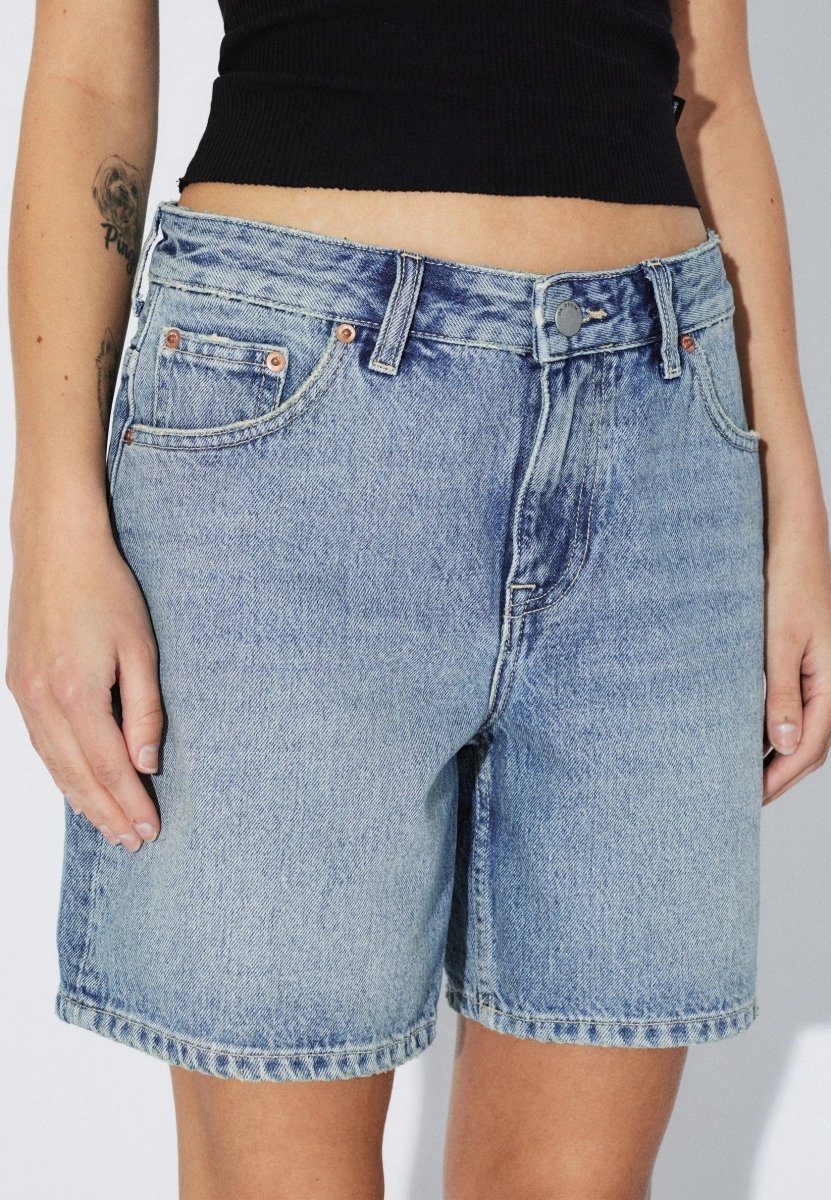 Short Hill Dr Denim Drift Light Used - Ex - voto