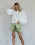 Shorts Satin Aris Matcha Things Between - Ex-voto