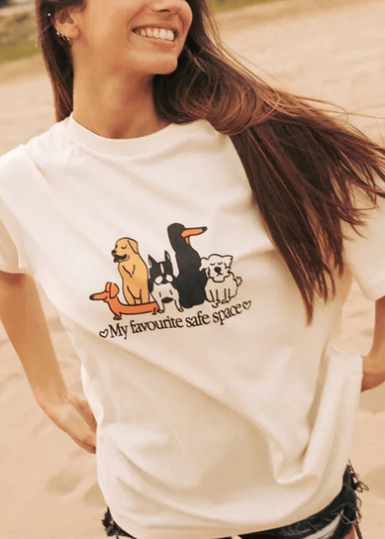 T-Shirt My Favourite Safe Space Chiens Catharsis - Ex - voto