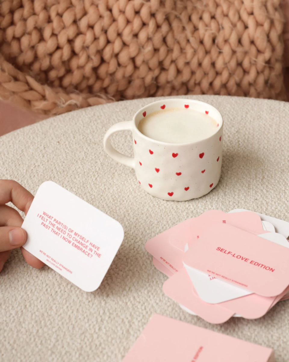 Tasse Coeurs Rouges Minimaliste Moi d'Abord - Ex - voto