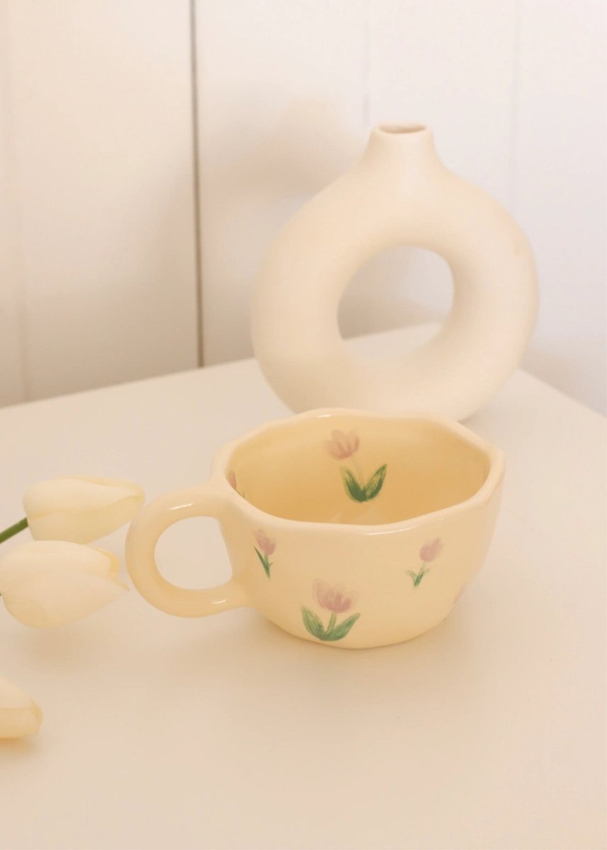 Tasse Tulipe Mauve Moi d'Abord - Ex - voto