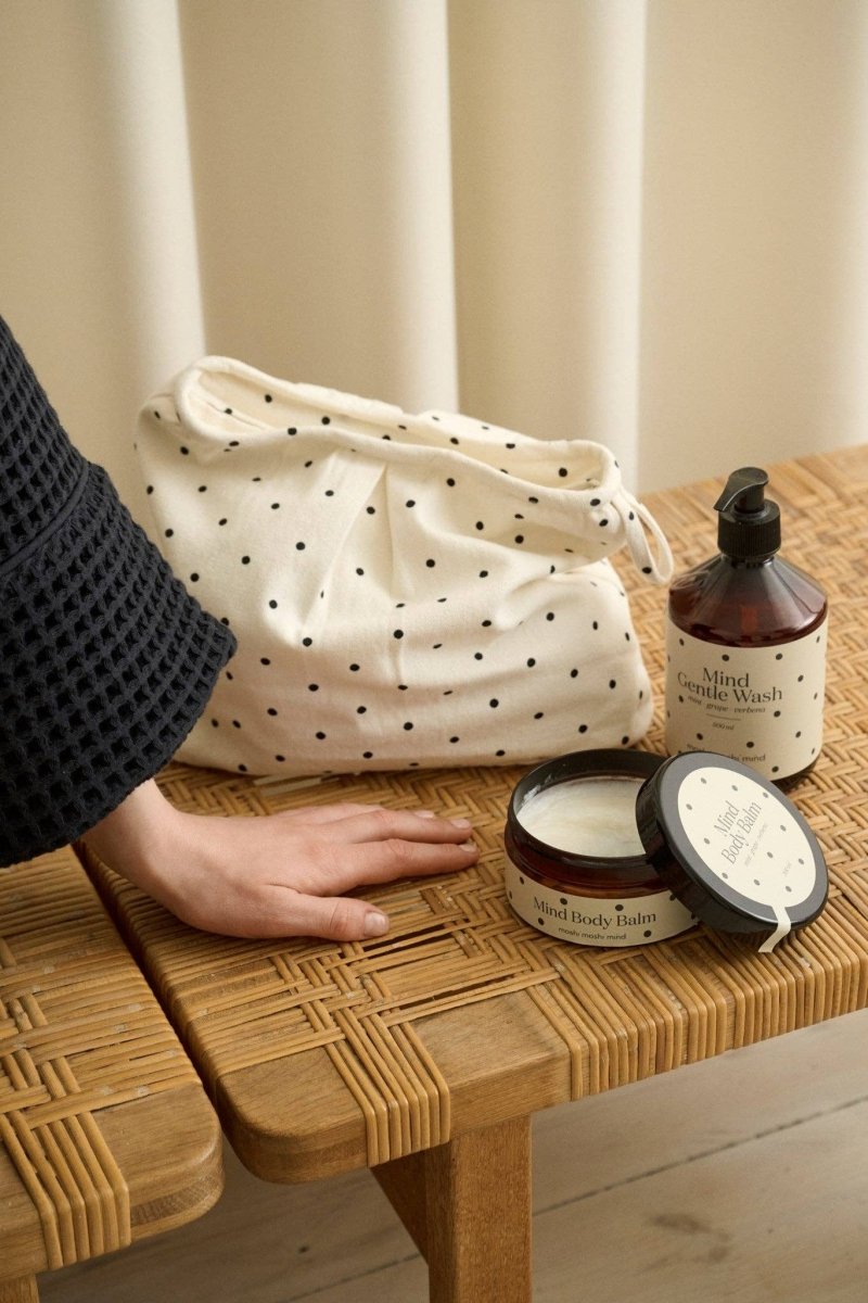Trousse de Toilette Blanche à Pois Moshi - Ex - voto